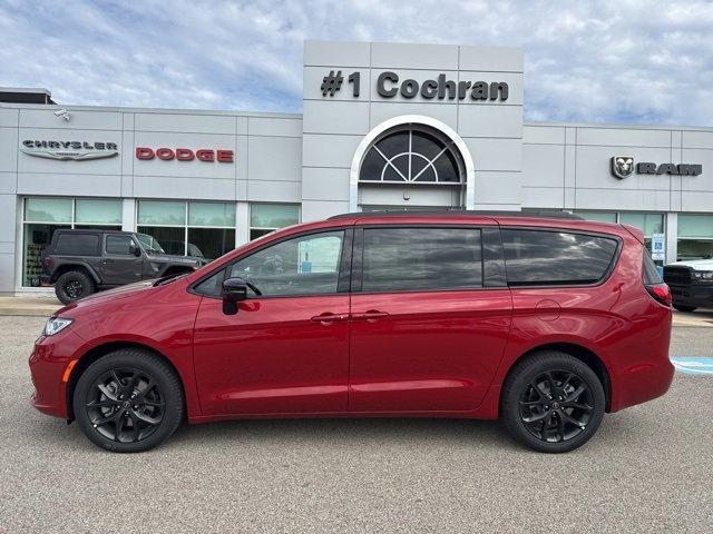 new 2026 Chrysler Pacifica car, priced at $55,055