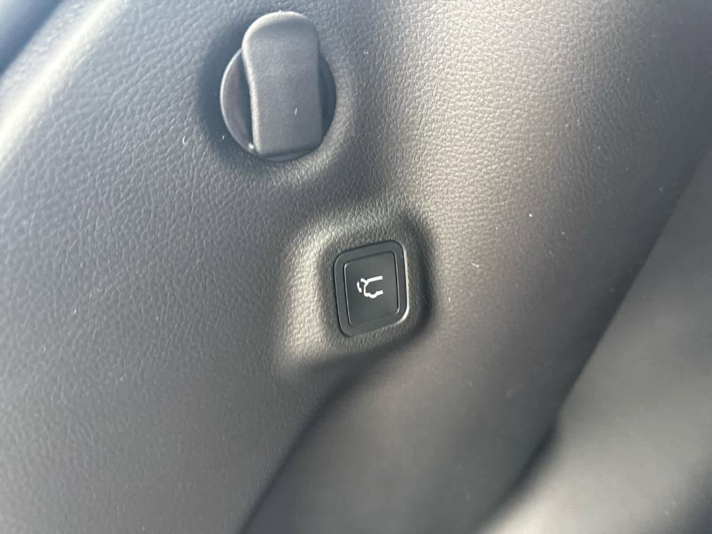 new 2026 Jeep Compass car, priced at $32,438