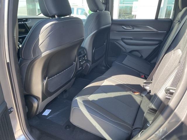 new 2025 Jeep Grand Cherokee car, priced at $38,922