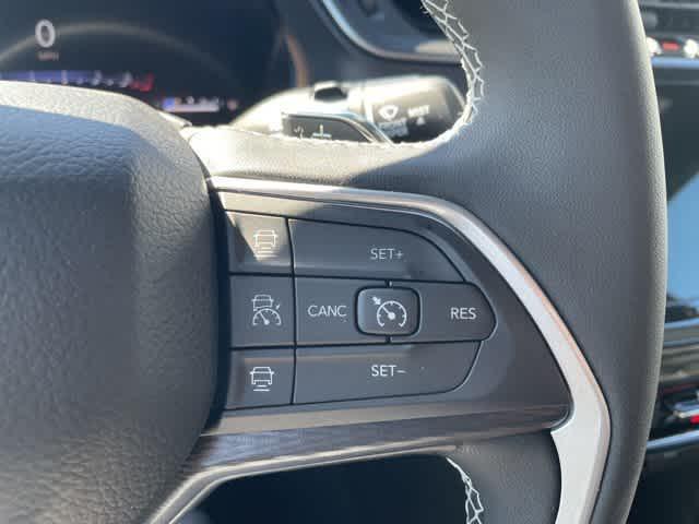 new 2025 Jeep Grand Cherokee car, priced at $34,619