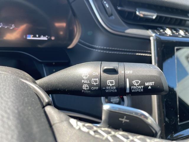 new 2025 Jeep Grand Cherokee car, priced at $38,922