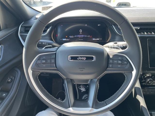 new 2025 Jeep Grand Cherokee car, priced at $38,922