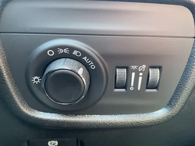 new 2025 Jeep Grand Cherokee car, priced at $34,619