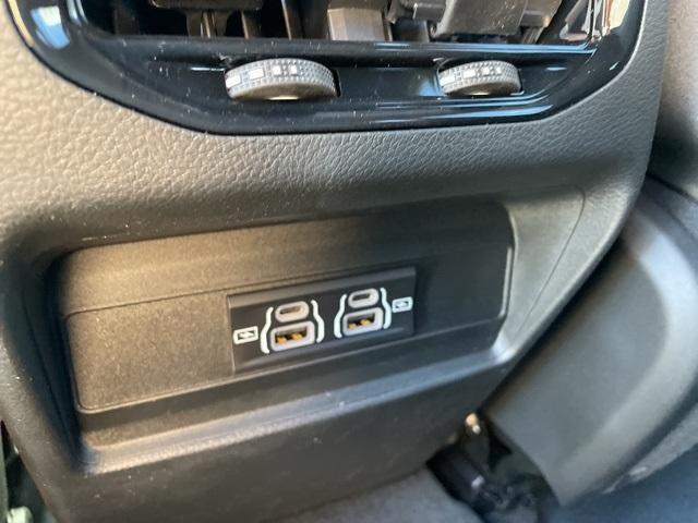 new 2025 Jeep Grand Cherokee car, priced at $38,922