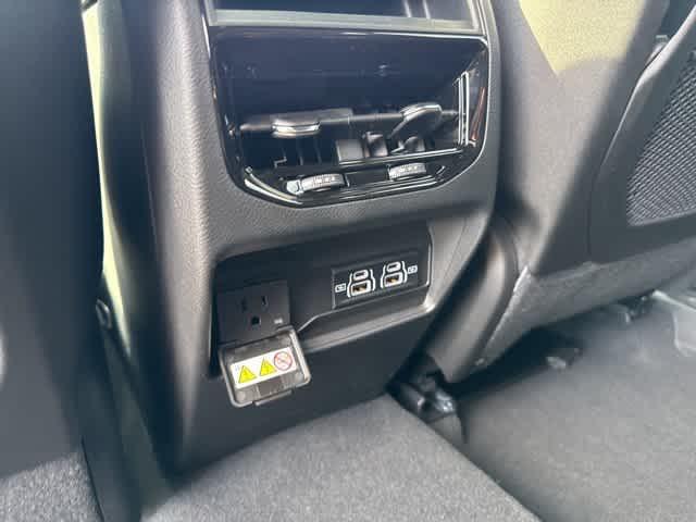 new 2025 Jeep Grand Cherokee car, priced at $42,683