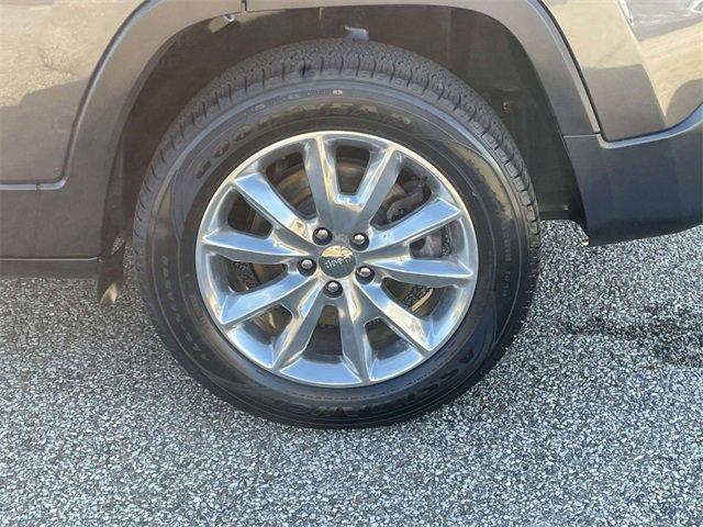 used 2016 Jeep Cherokee car, priced at $13,202