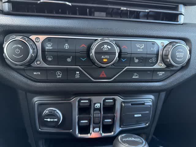 new 2025 Jeep Gladiator car, priced at $47,950