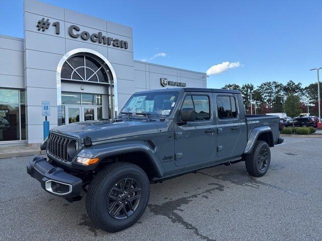 new 2025 Jeep Gladiator car, priced at $47,950