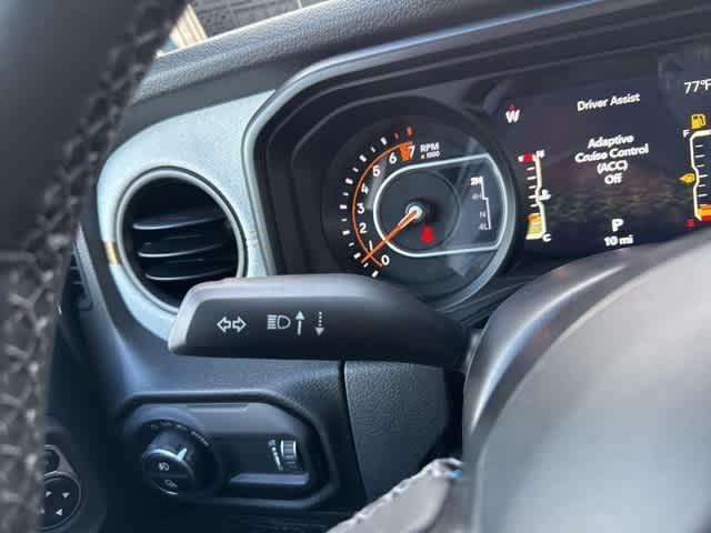 new 2025 Jeep Gladiator car, priced at $47,950