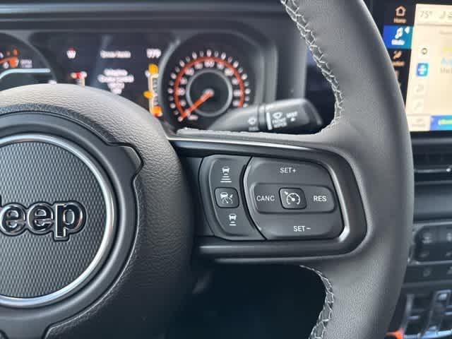 new 2025 Jeep Gladiator car, priced at $47,950