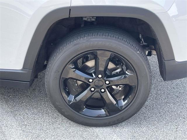 used 2023 Jeep Grand Cherokee car, priced at $38,487