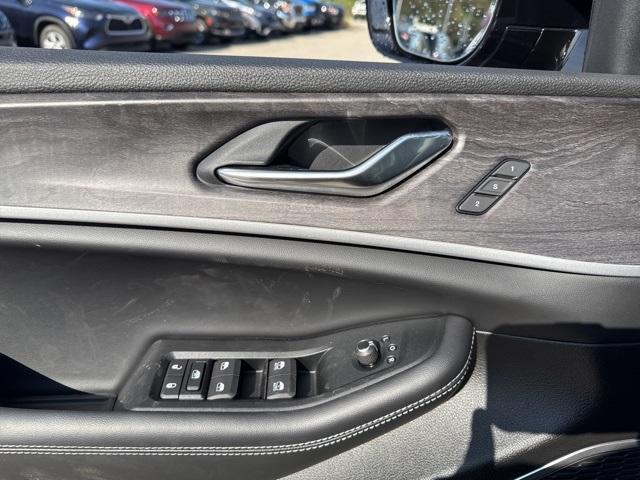 new 2025 Jeep Grand Cherokee car, priced at $53,873