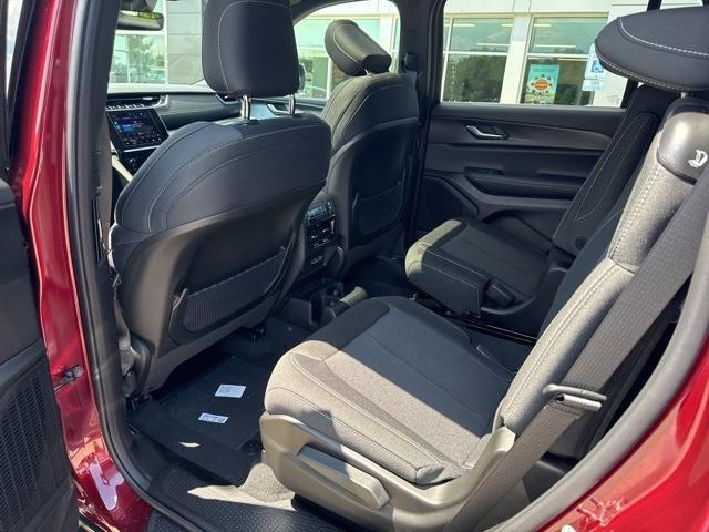 new 2025 Jeep Grand Cherokee L car, priced at $41,318