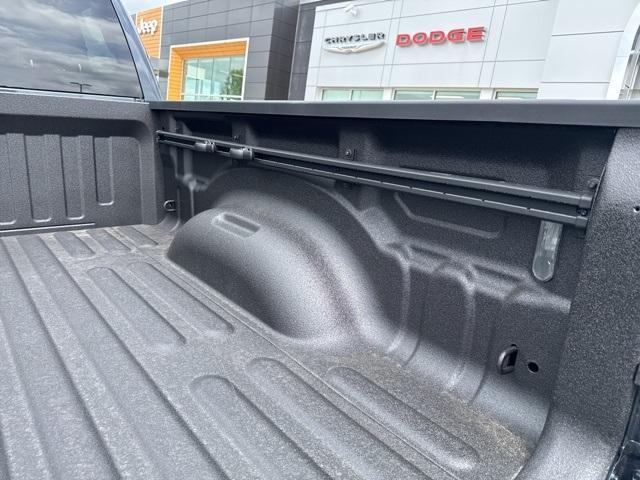 new 2025 Ram 1500 car, priced at $65,176
