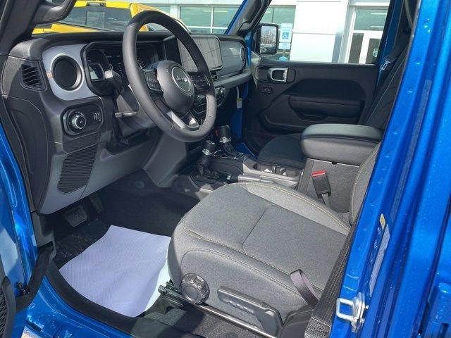 new 2025 Jeep Wrangler car, priced at $49,691