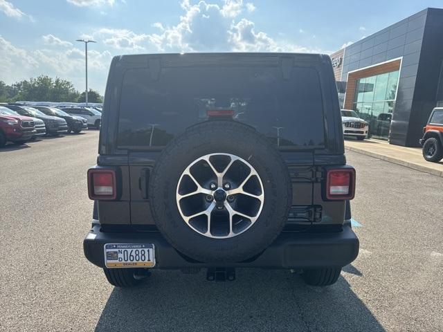 new 2025 Jeep Wrangler car, priced at $51,636