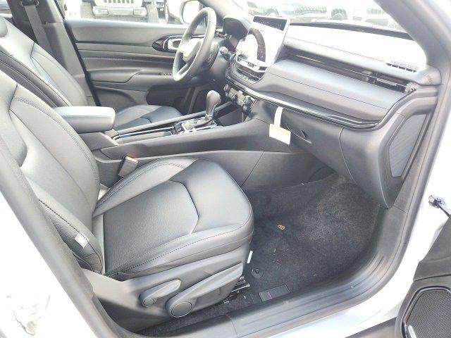 new 2025 Jeep Compass car, priced at $34,917