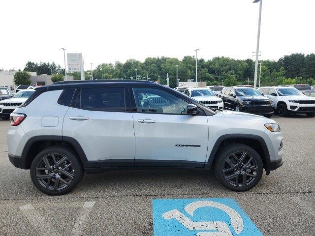 new 2025 Jeep Compass car, priced at $34,917