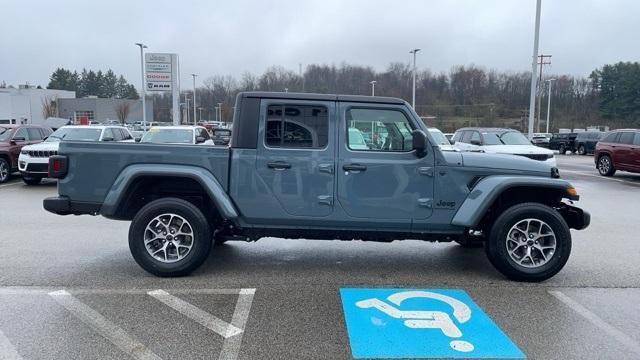 new 2024 Jeep Gladiator car, priced at $44,545