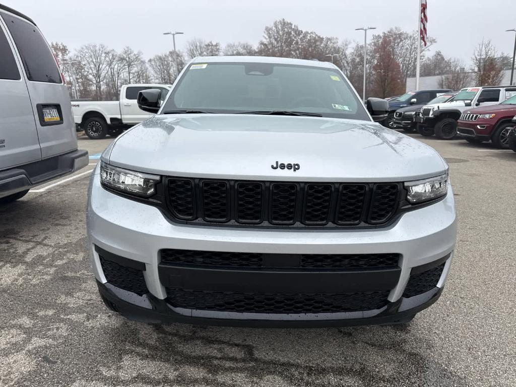 new 2025 Jeep Grand Cherokee L car, priced at $46,107