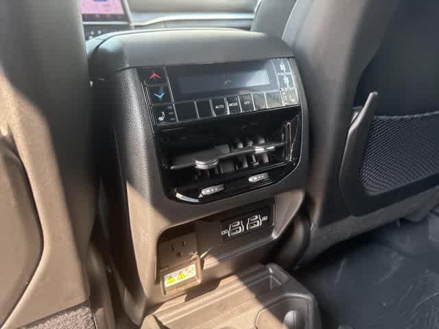 new 2025 Jeep Grand Cherokee L car, priced at $56,154