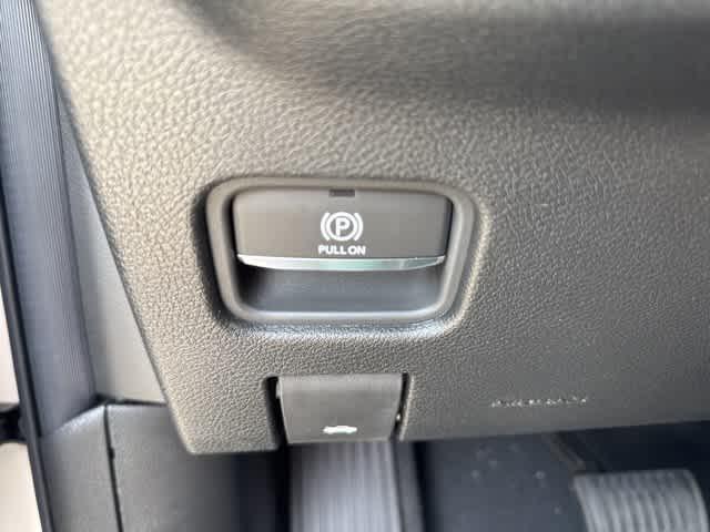 new 2025 Jeep Grand Cherokee car, priced at $42,165