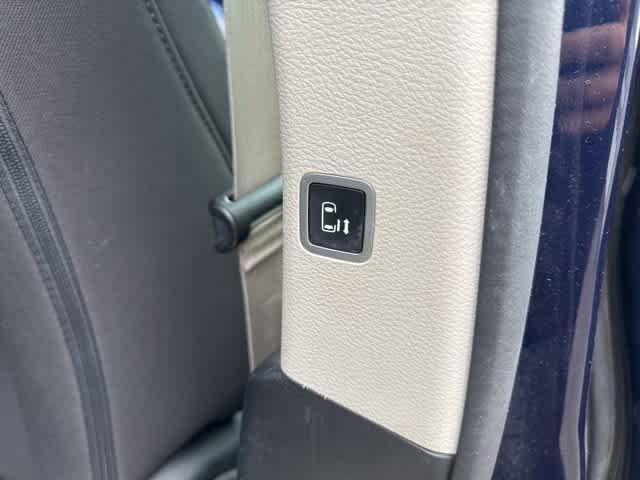 used 2017 Chrysler Pacifica car, priced at $11,587