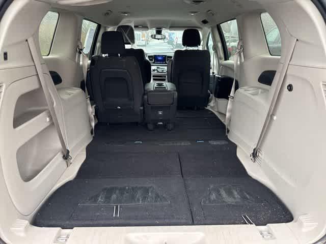 used 2017 Chrysler Pacifica car, priced at $11,587