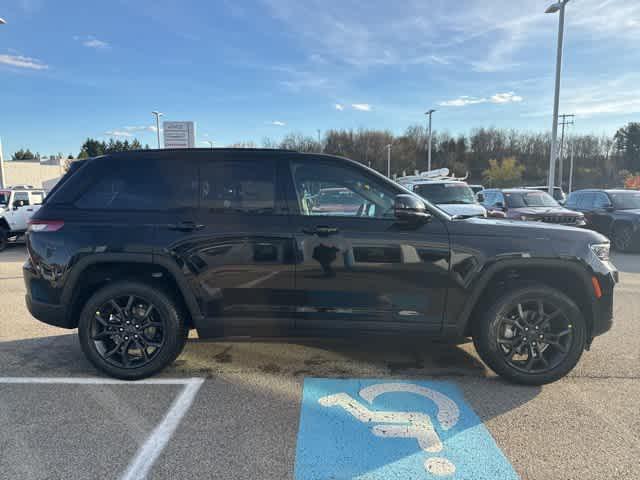 new 2025 Jeep Grand Cherokee car, priced at $50,898