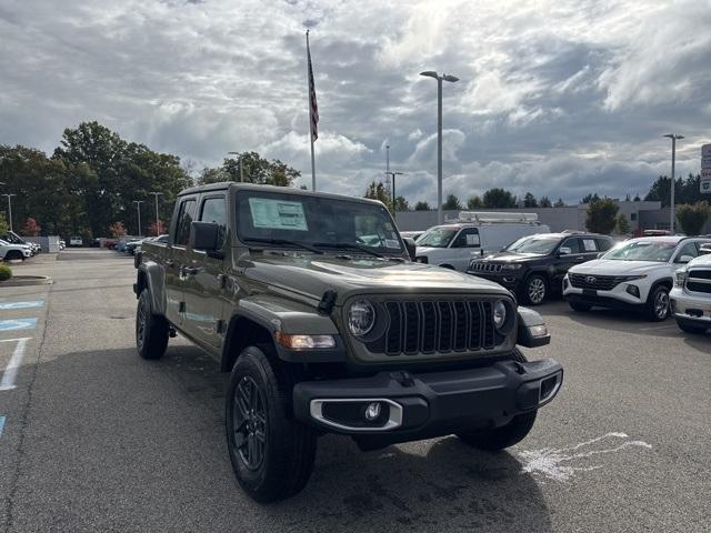 new 2025 Jeep Gladiator car, priced at $47,950