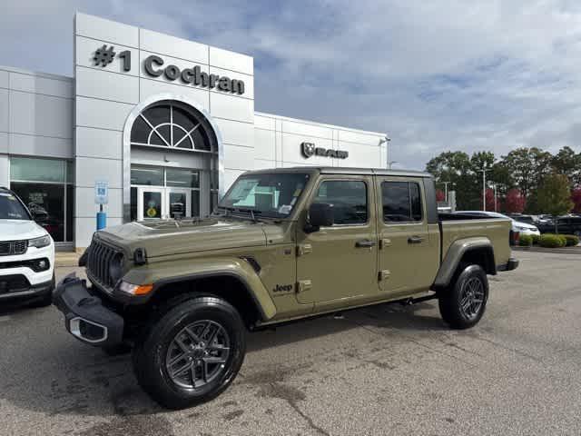 new 2025 Jeep Gladiator car, priced at $47,950