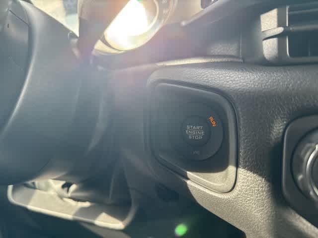 new 2025 Jeep Gladiator car, priced at $47,950