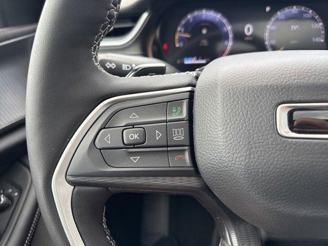 new 2025 Jeep Grand Cherokee car, priced at $42,058