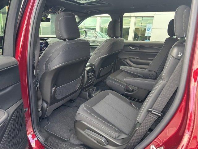 new 2025 Jeep Grand Cherokee L car, priced at $40,112