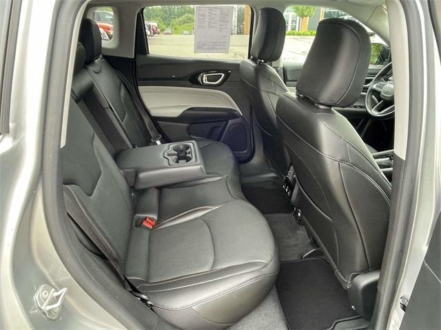 used 2022 Jeep Compass car, priced at $25,471