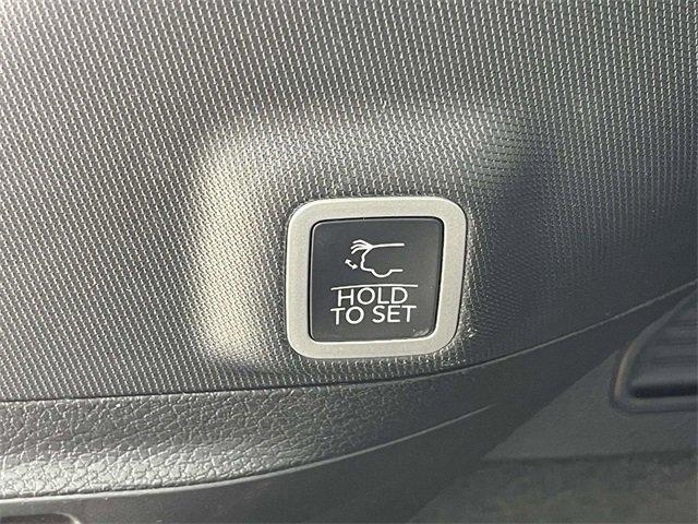 used 2022 Jeep Grand Cherokee car, priced at $35,139