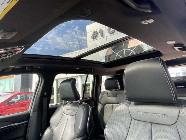 used 2022 Jeep Grand Cherokee car, priced at $35,139