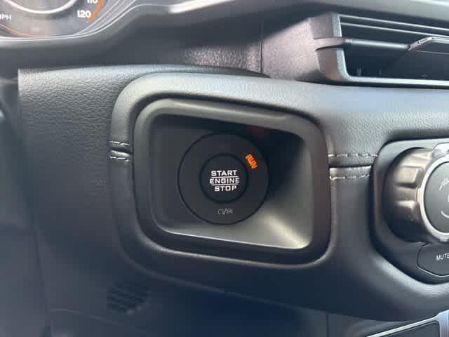 new 2025 Jeep Gladiator car, priced at $60,335