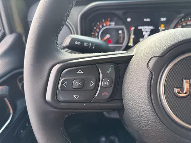 new 2025 Jeep Gladiator car, priced at $60,335