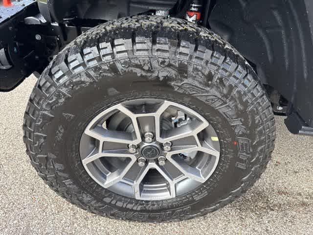 new 2025 Jeep Gladiator car, priced at $60,335