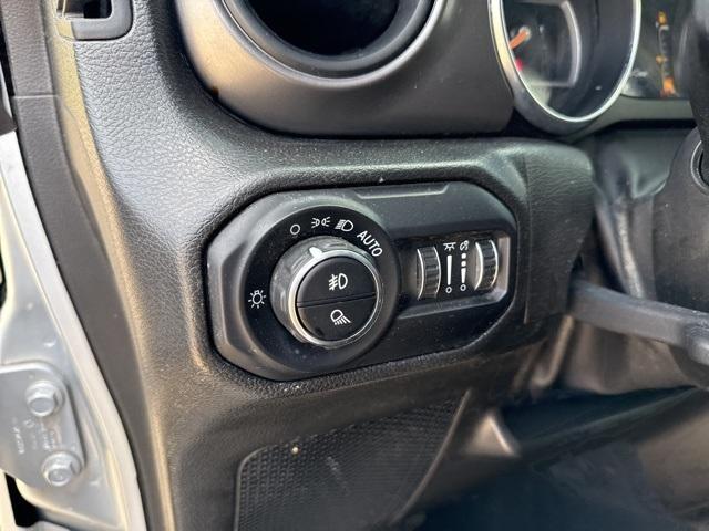 used 2022 Jeep Gladiator car, priced at $33,498
