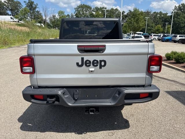 used 2022 Jeep Gladiator car, priced at $33,498