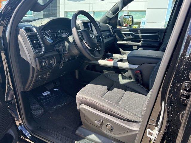 new 2025 Ram 1500 car, priced at $48,353