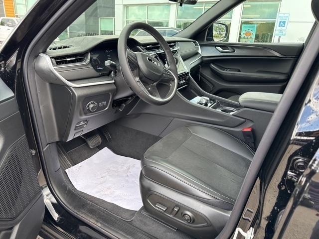 new 2025 Jeep Grand Cherokee L car, priced at $45,220