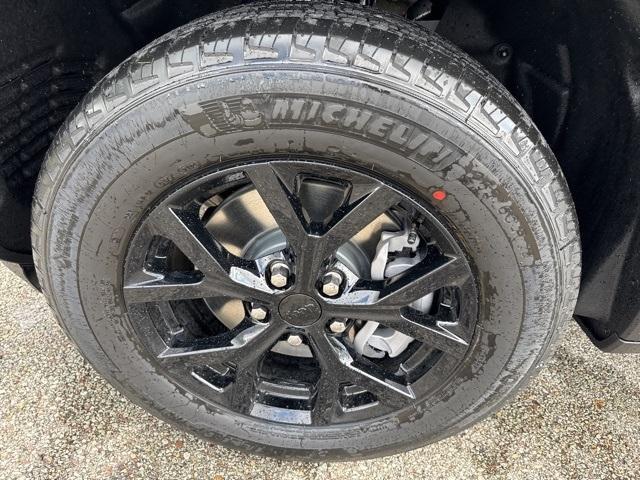 new 2025 Jeep Grand Cherokee L car, priced at $45,220