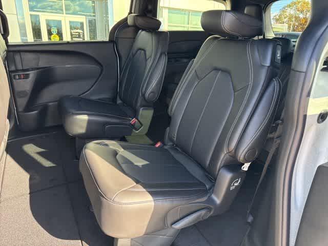 new 2026 Chrysler Pacifica car, priced at $45,450