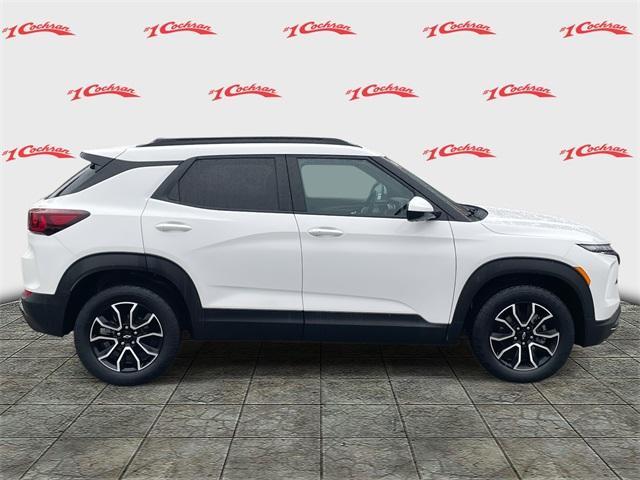 used 2024 Chevrolet TrailBlazer car, priced at $26,615