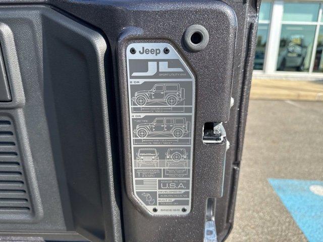 new 2025 Jeep Wrangler car, priced at $51,864