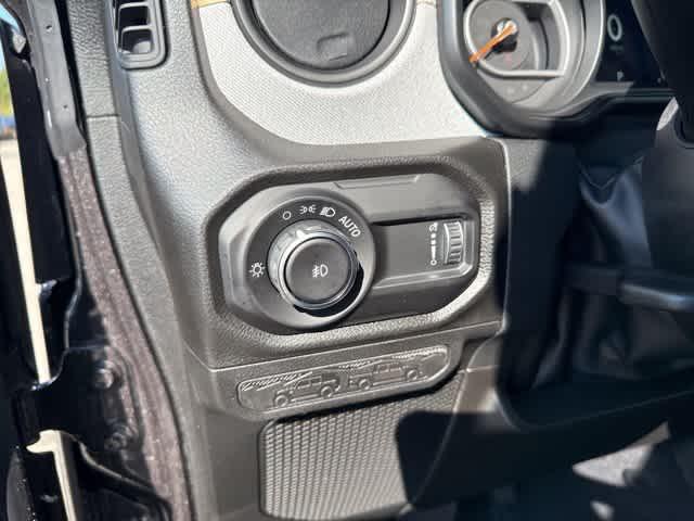 new 2025 Jeep Wrangler car, priced at $49,864