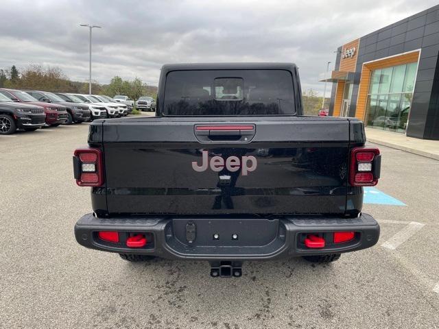 new 2024 Jeep Gladiator car, priced at $64,377
